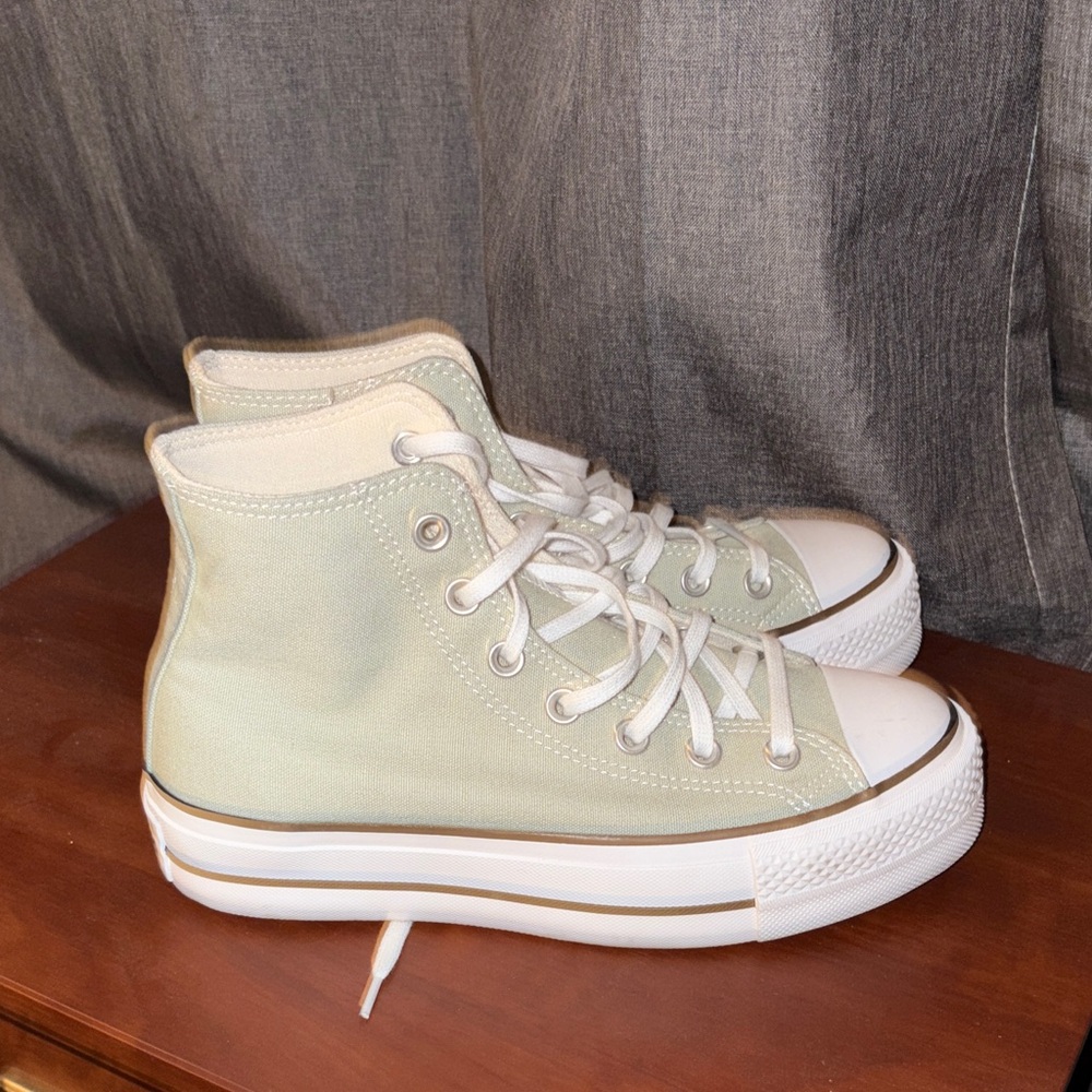 Converse High-Top Sneakers in Mint Green (New) never worn